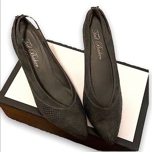 Ted Baker London navy snake skin & suede heels